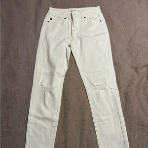 KanCan women’s size 27 white jeans